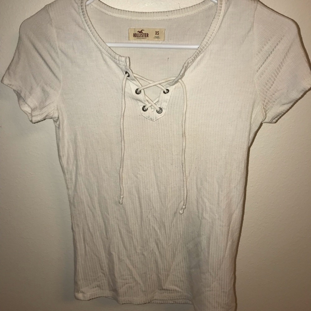 white criss cross tee